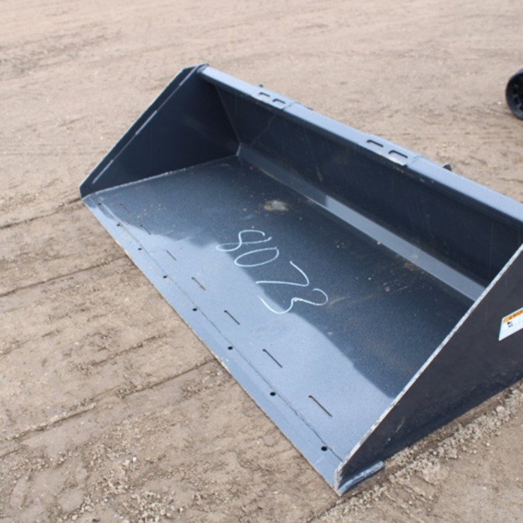#8073 • 84" Track Duty Bucket