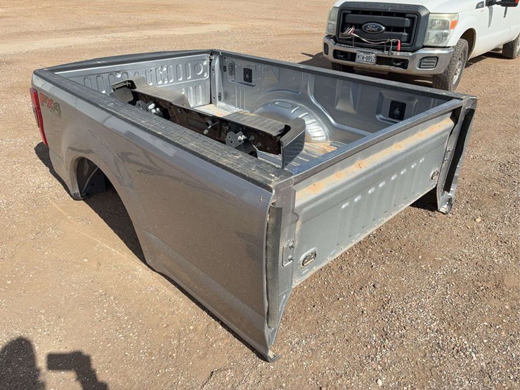 2022-ford-truck-bed-image-2