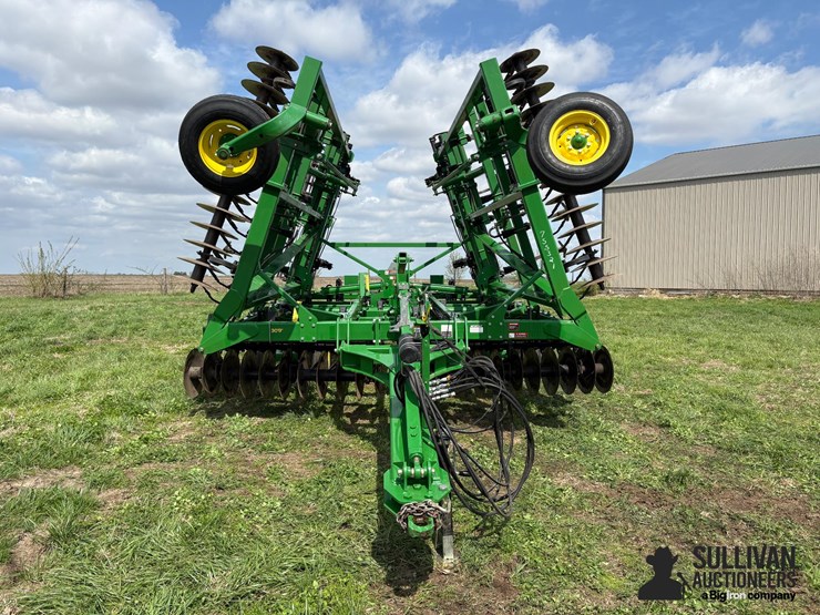 2014-john-deere-2310-image-2