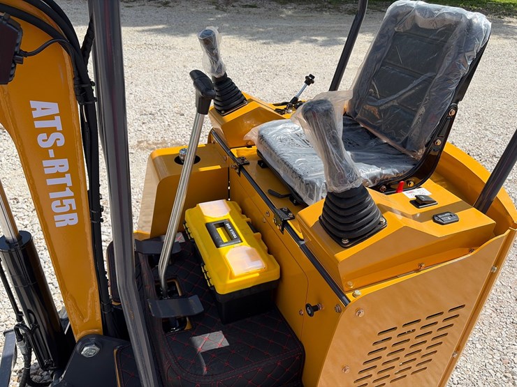 #164-•-unused-2026-ats-rt15r-mini-excavator-image-5
