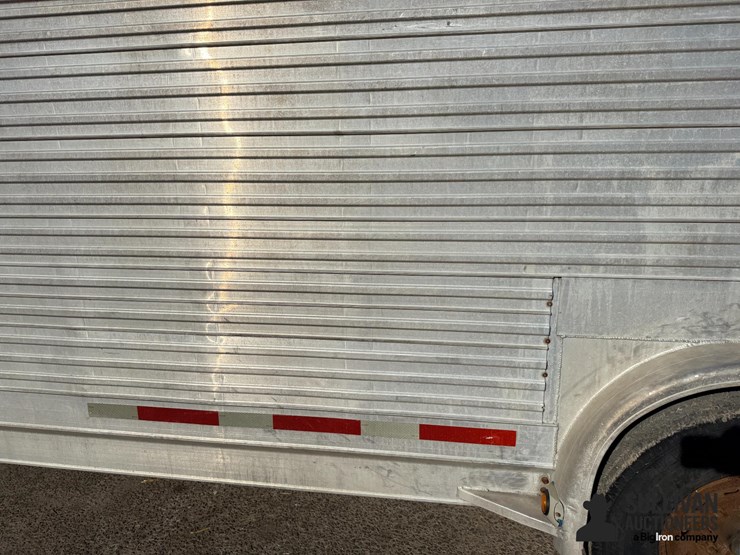 2006-eby-livestock-trailer-image-19