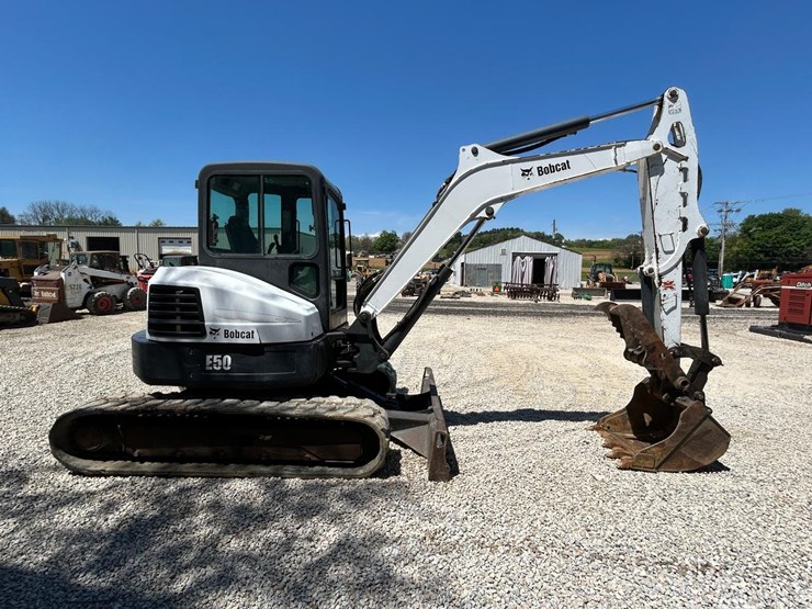 bobcat-e50-image-5