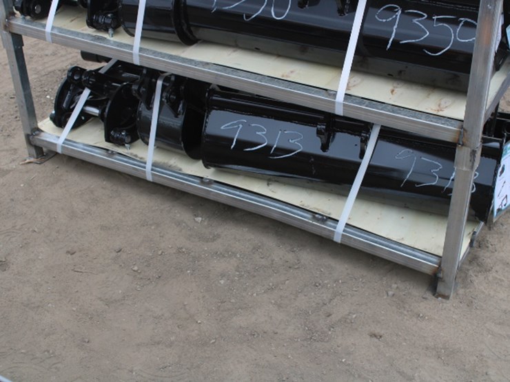 #9313-•-qty-(8)-excavator-attachment-image-3