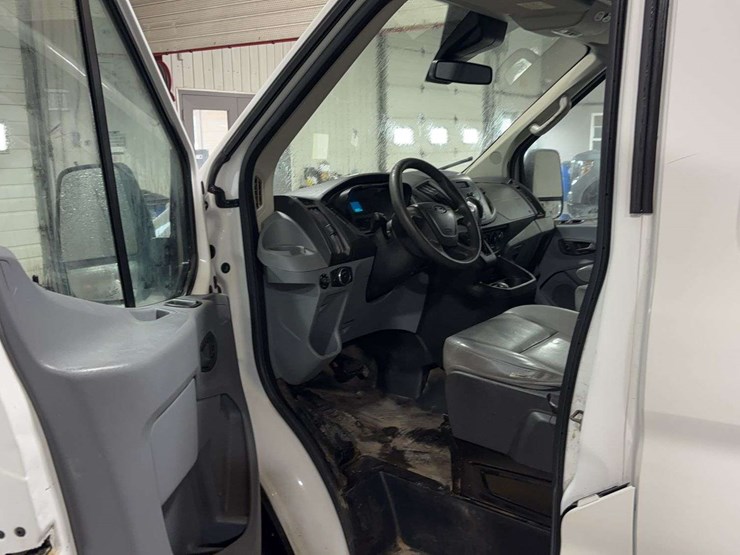 2018-ford-transit-image-9