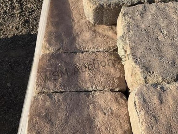 pallet-of-stone-pavers-image-6