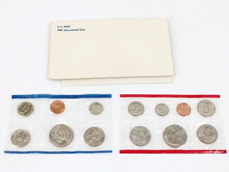 #32919-•-currency-|-misc-us-mint-coin-sets-from-the-70's-and-80's-image-11