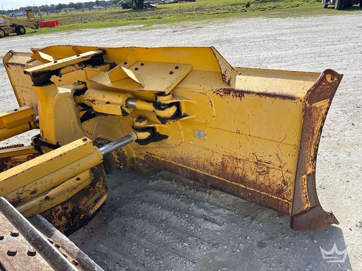 2017-komatsu-d61pxi-24-image-13