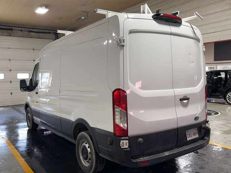 2019-ford-transit-image-3