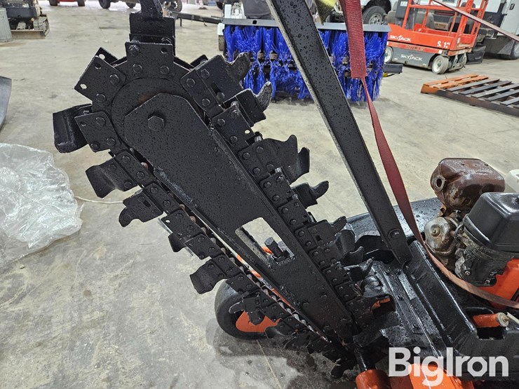 ditch-witch-1230h-image-19