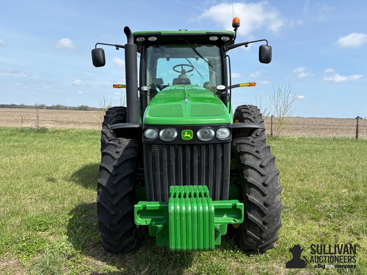 2010-john-deere-8225r-image-2