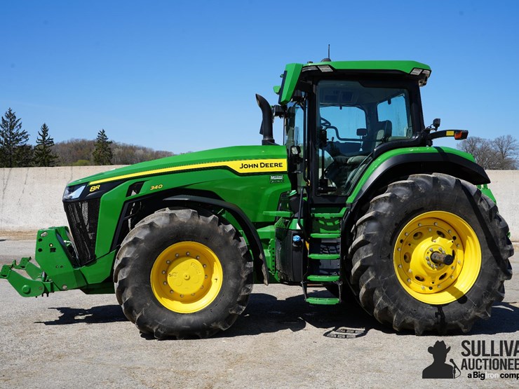2023-john-deere-8r-340-image-8