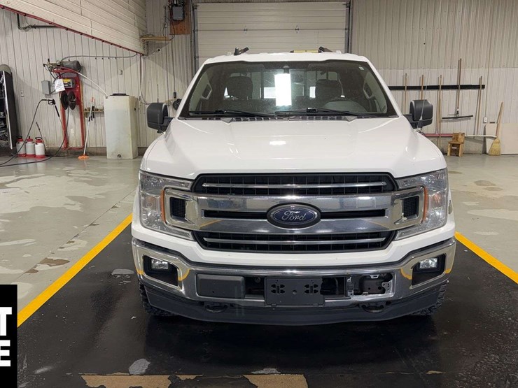 2020-ford-8-ft-image-8