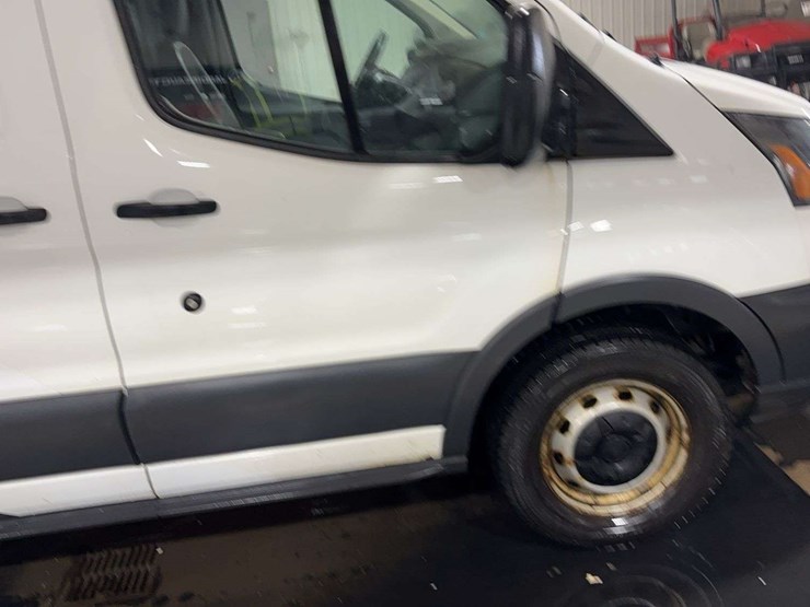 2018-ford-transit-image-29