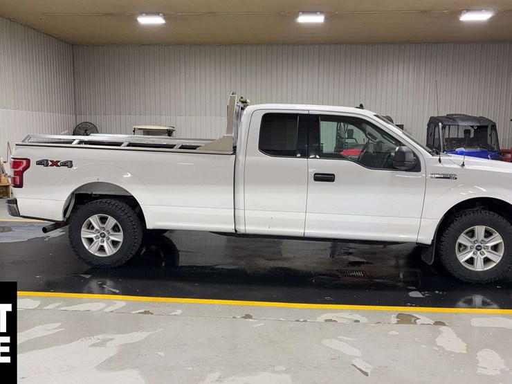 2020-ford-8-ft-image-6