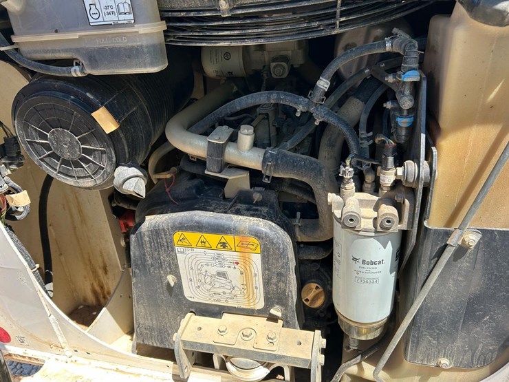 2021-bobcat-t66-image-17