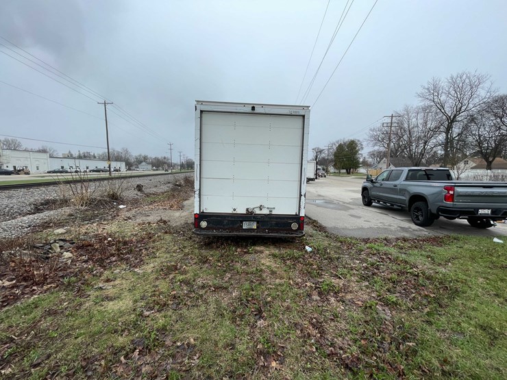 2016-ford-e450-image-6