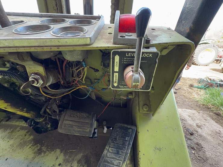 clark-l500y55-forklift-image-18