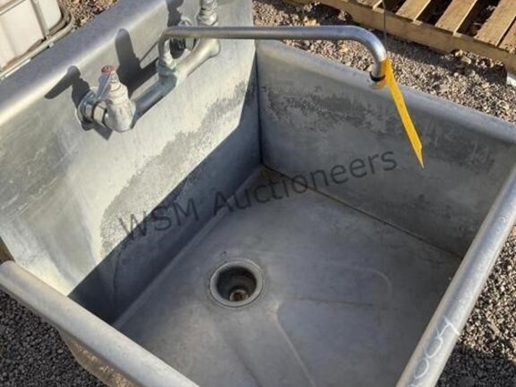 stainless-steel-sink-image-5