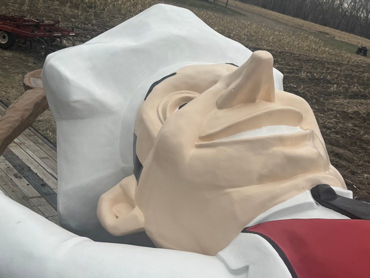 #9000-•-happy-chef-statue-(elk-river,-mn)-image-6