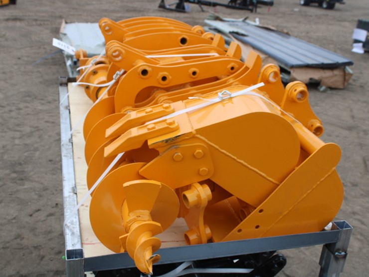 #9310-•-qty-(8)-cat-301-excavator-attachments-image-5
