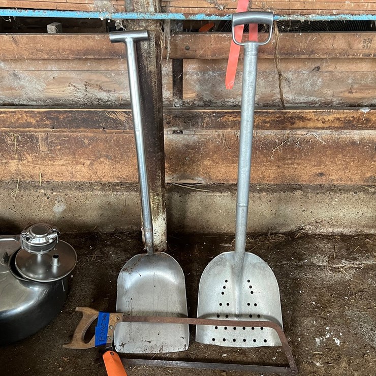 #9622 • Stainless Shovels and Bone Saw