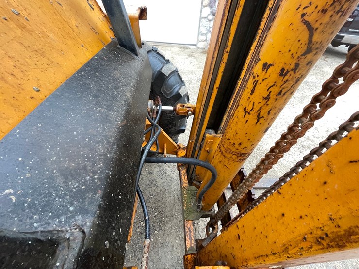 #406-•-case-585d-construction-king-forklift-(appleton,-wi)-image-77