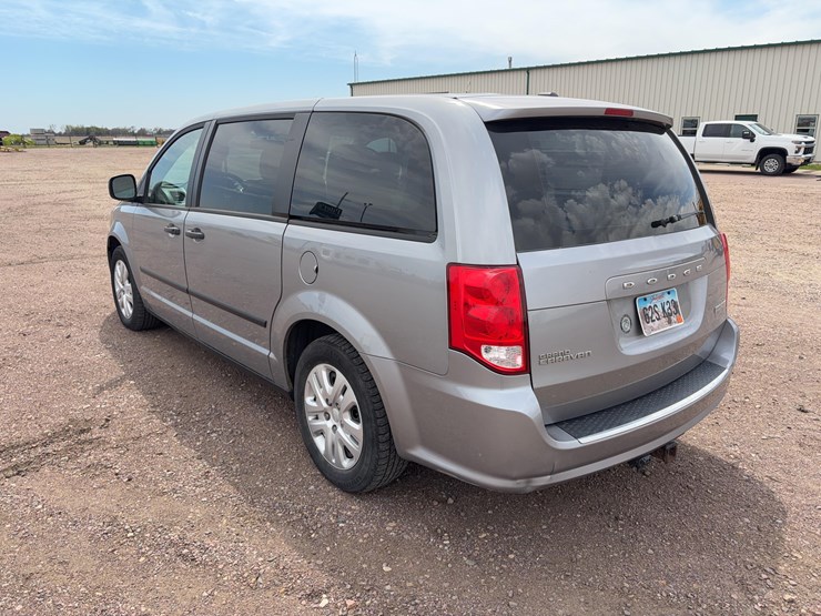 2015-dodge-grand-caravan-image-5