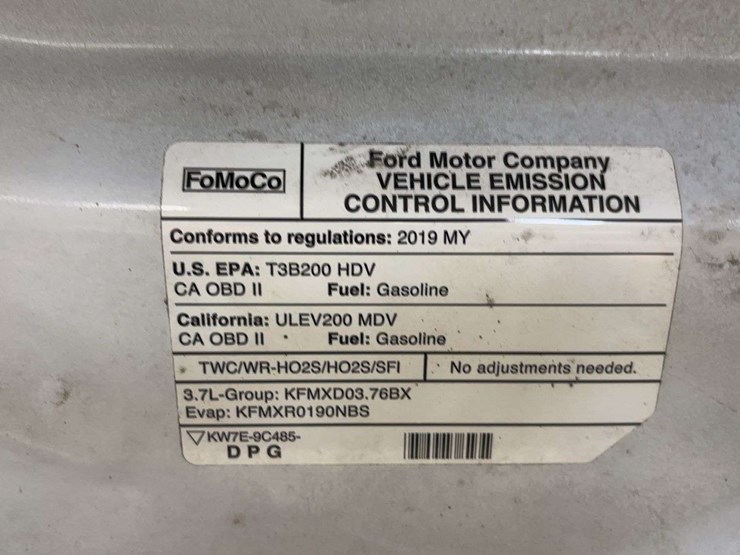 2019-ford-transit-image-18