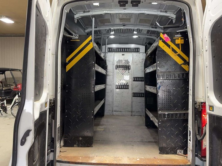 2020-ford-transit-image-11