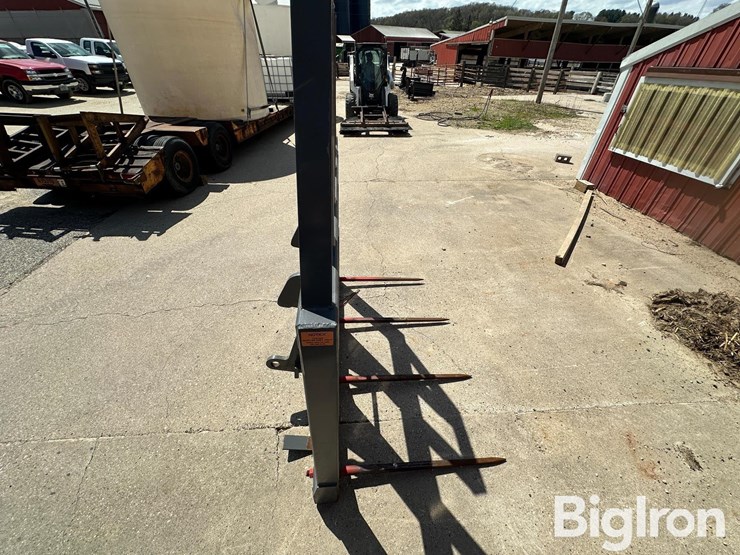 2022-berlon-bscwl-bale-fork-wheel-loader-attachment-image-4