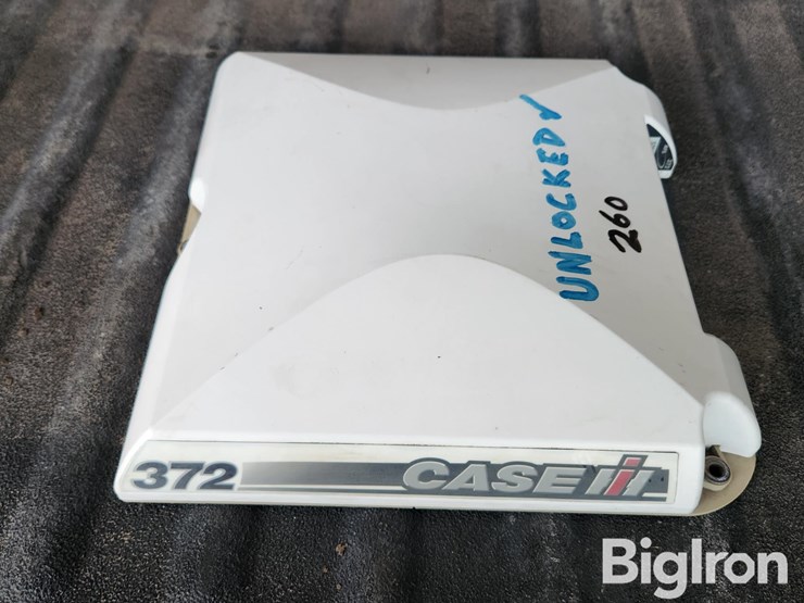 2013-case-ih-ag-372-trimble-receiver-image-1