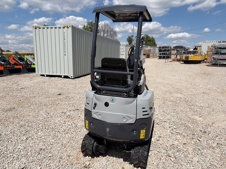 #163-•-unused-2026-ats-me18-mini-excavator-image-4