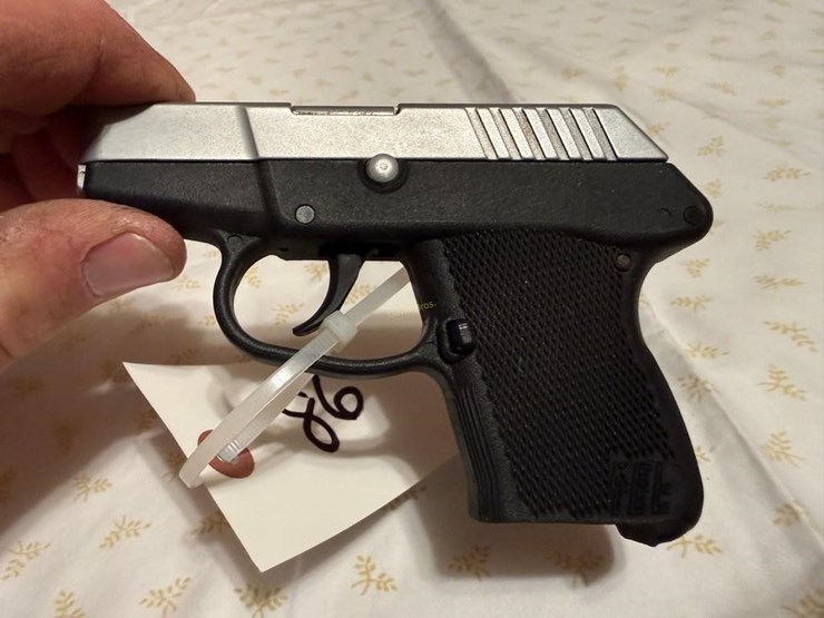 kel-tec-380-auto-pistol-image-8