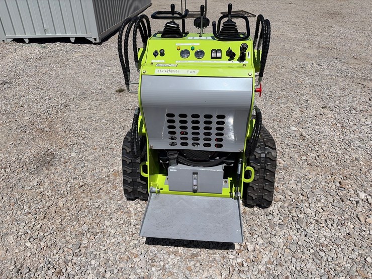 #215-•-unused-2026-ats-t460-mini-skid-steer-loader-image-4