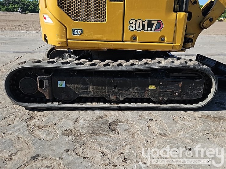 2023-caterpillar-301.7-image-8