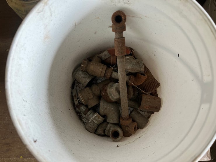 #9636-•-plumbing-supplies-image-8