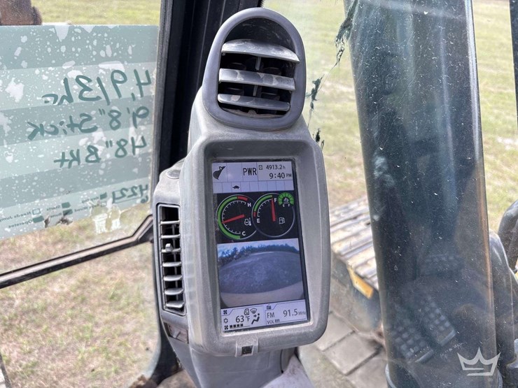 2019-deere-210g-image-29