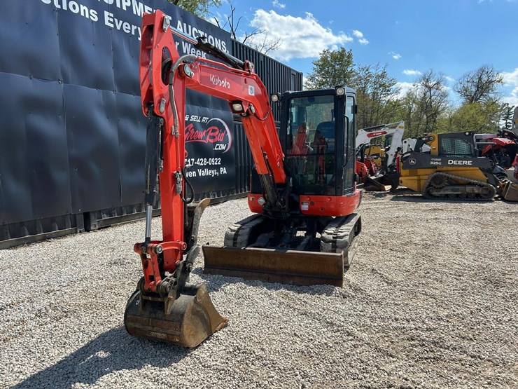 2021-kubota-kx040-4-image-7