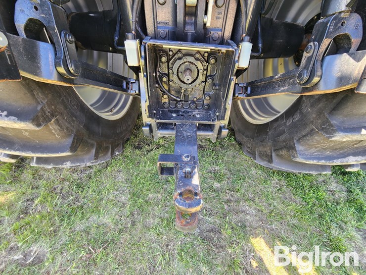 2013-case-ih-260-magnum-mfwd-tractor-image-11
