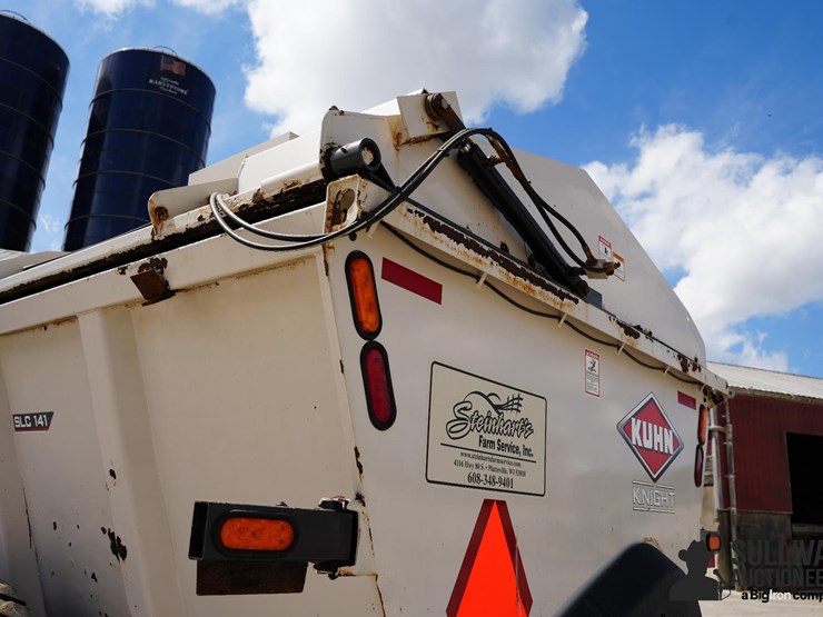 kuhn-knight-slc141t-pull-type-manure-spreader-image-19