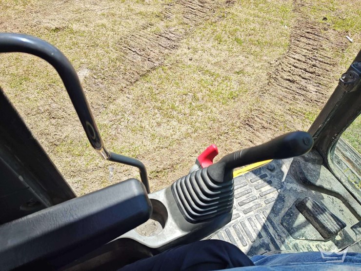 2016-komatsu-pc360-lc-11-image-35