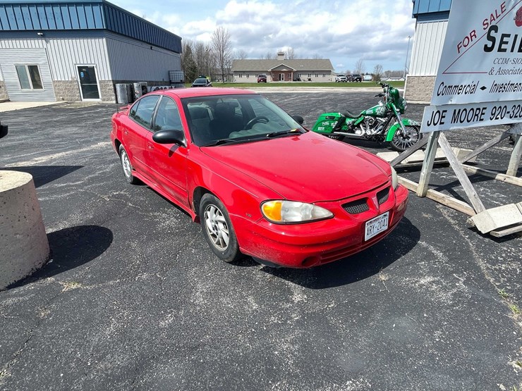 #498-•-2004-pontiac-grand-am-(has-wi-title)-(denmark,-wi)-image-3