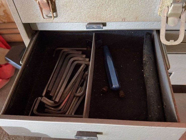 snap-on-and-craftsman-chest-and-cab-image-5
