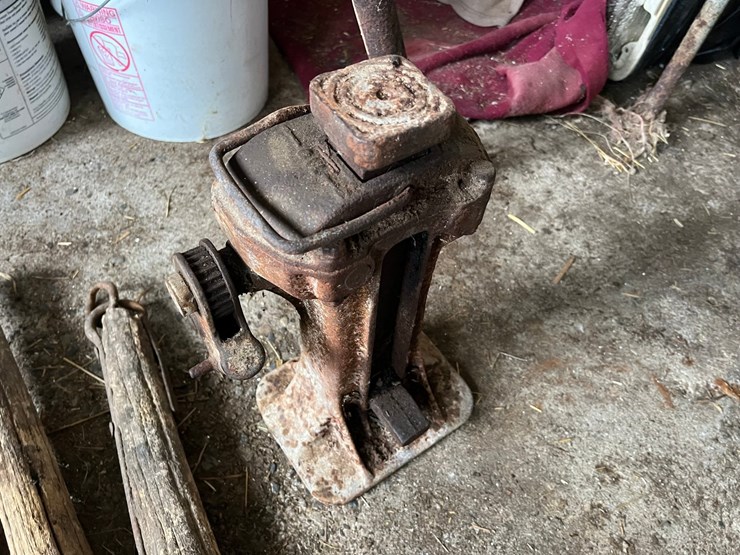 #9618-•-antique-single-trees-and-jack-image-4