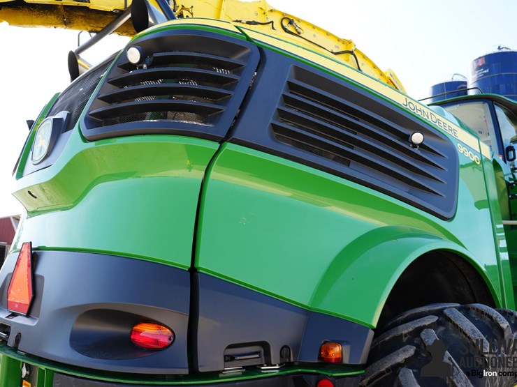 2020-john-deere-9900-image-13