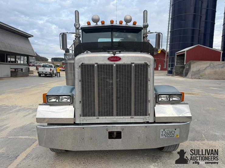 1998-peterbilt-378-image-2