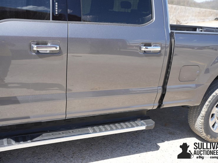 2021-ford-f250-xlt-image-19