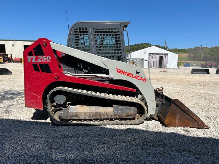 takeuchi-tl250-image-5