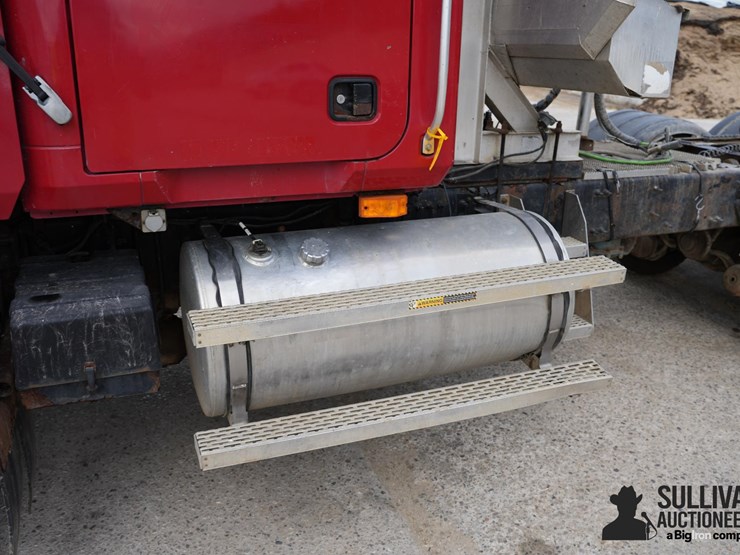 2007-mack-chn613-image-14