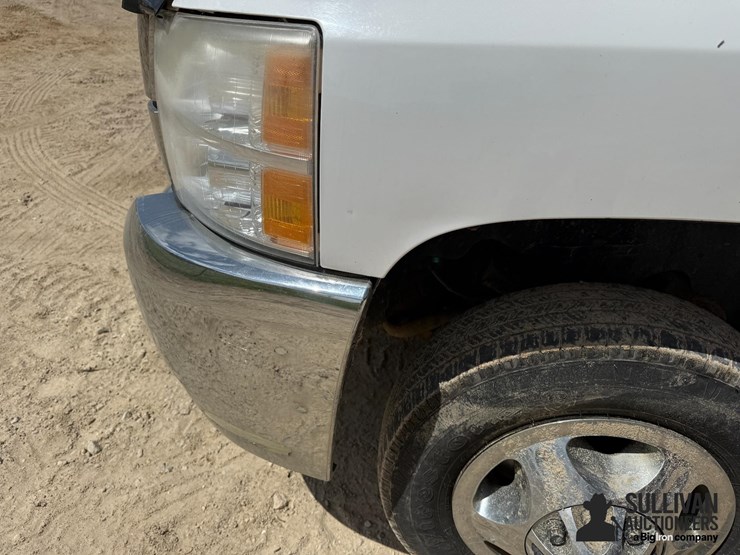 2008-chevrolet-silverado-3500-image-9